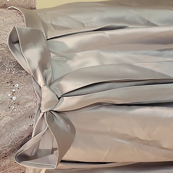 MAKE YOU PRETTY MORE Wedding Dress NWT sz 5X - Picture 3 of 8